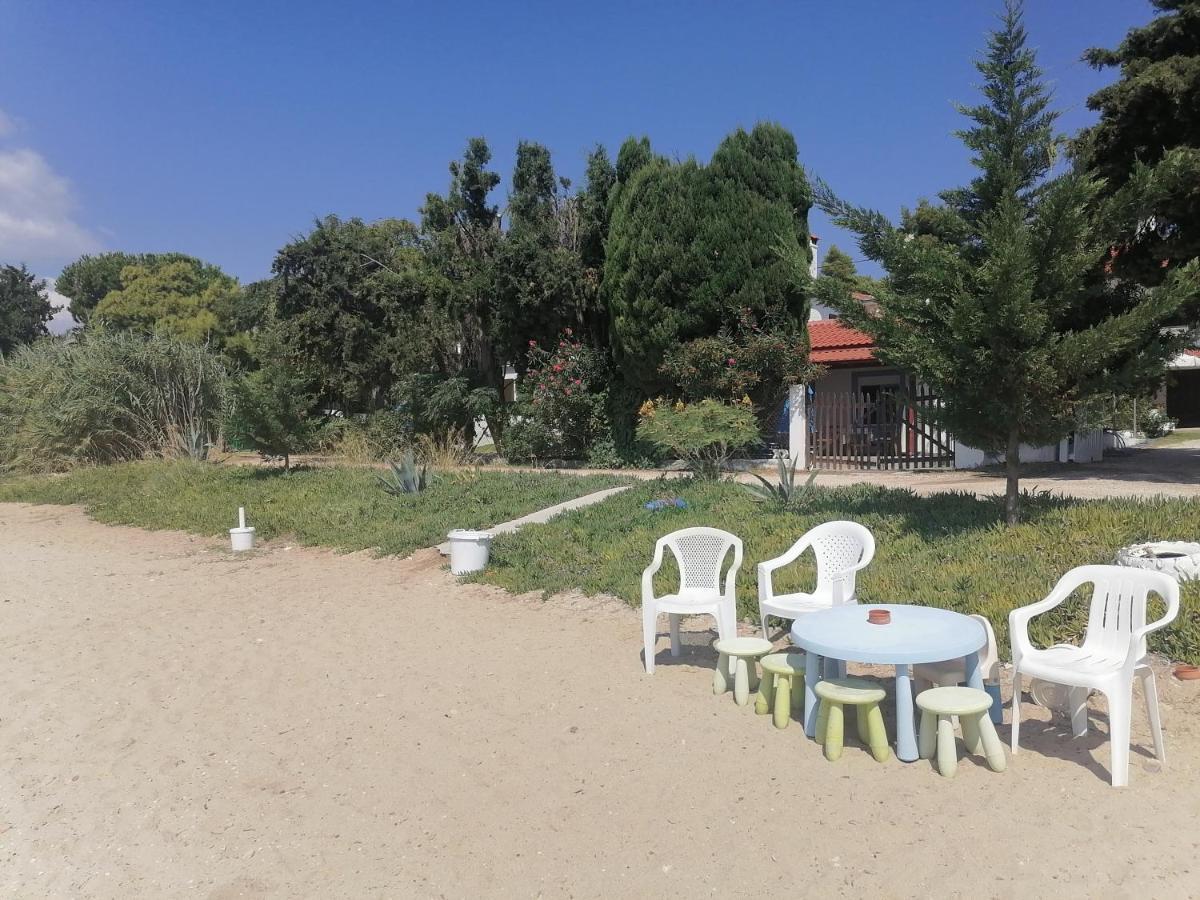 Porto Almira Beachfront House Нікіті Екстер'єр фото